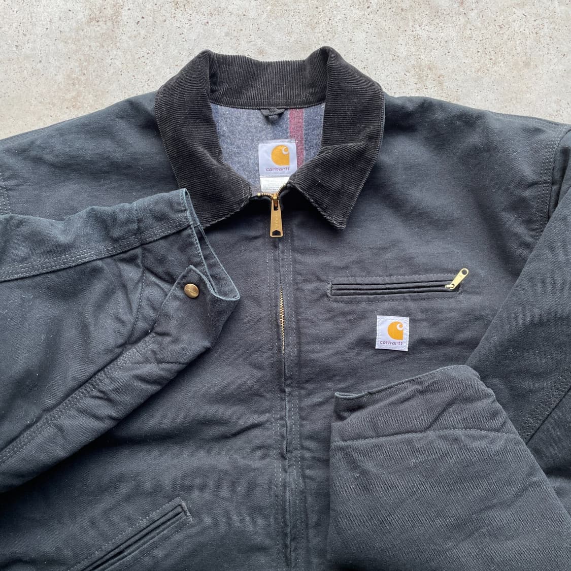 칼하트 J01 디트로이트 자켓 블랙 상품이미지2