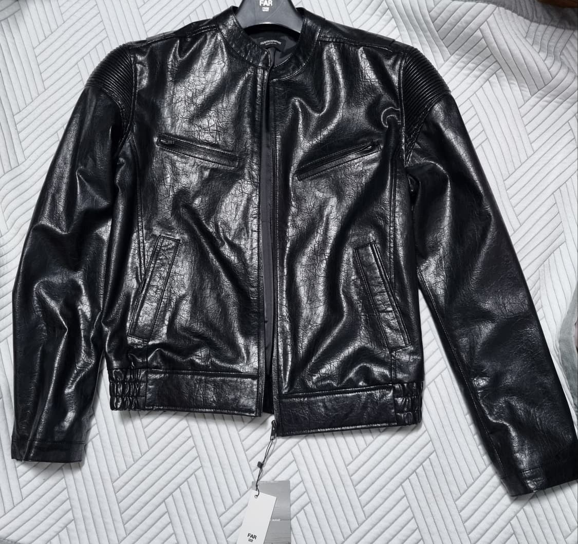 파프롬왓 FAR FAUX CRACKED TEXTURE LEATHER JA 상품이미지1