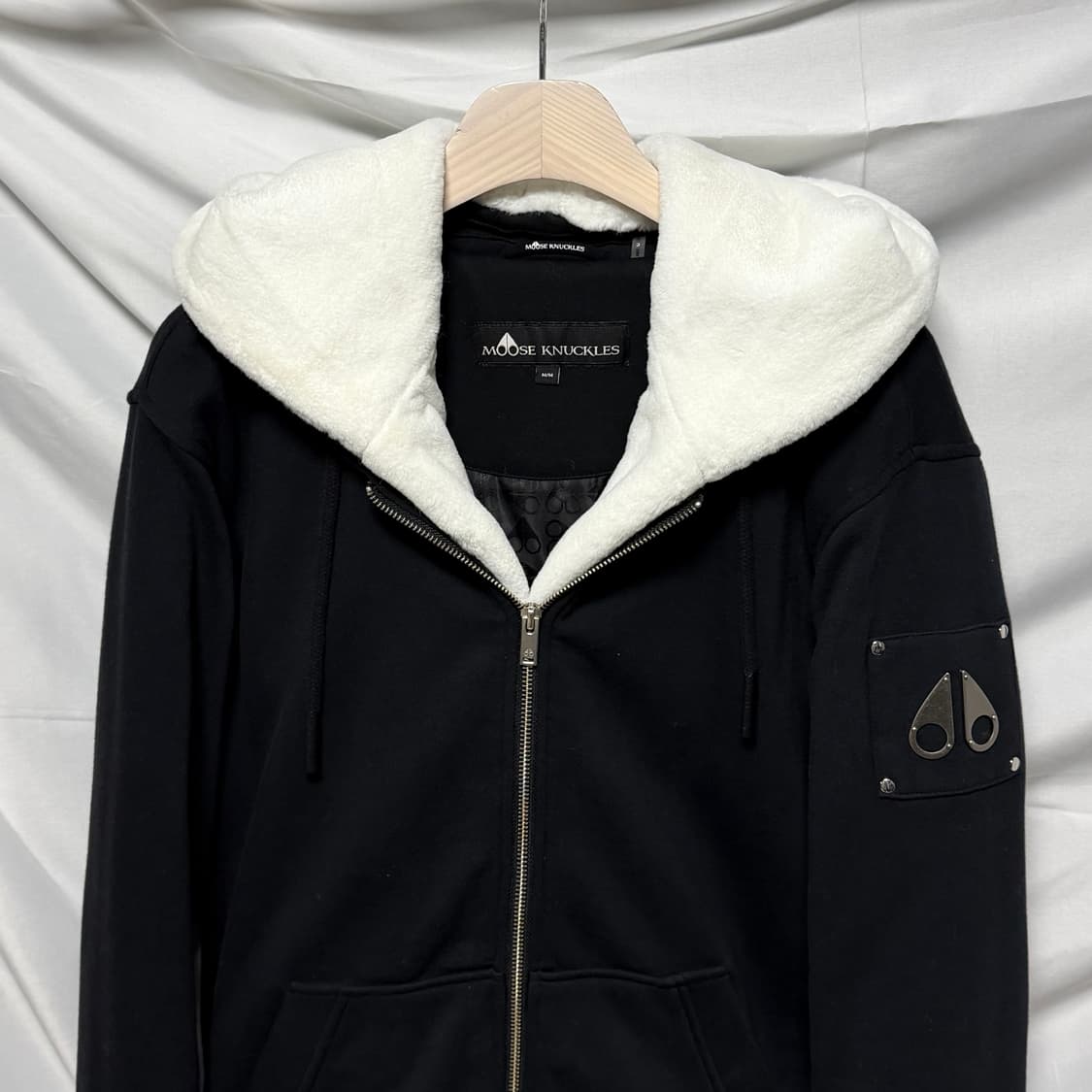 [S급/M] 무스너클 버니스웨터 은장 후드집업 블랙 상품이미지5