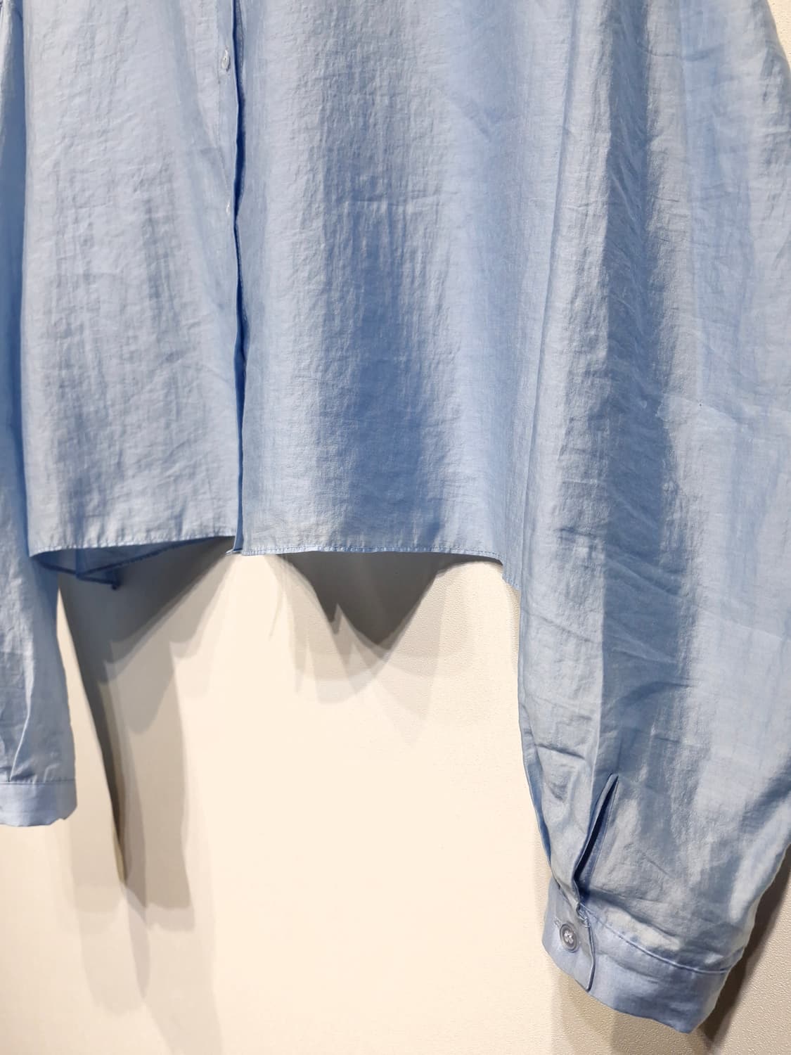 THE ILMA 더일마 씨스루 크롭 셔츠 상품이미지5