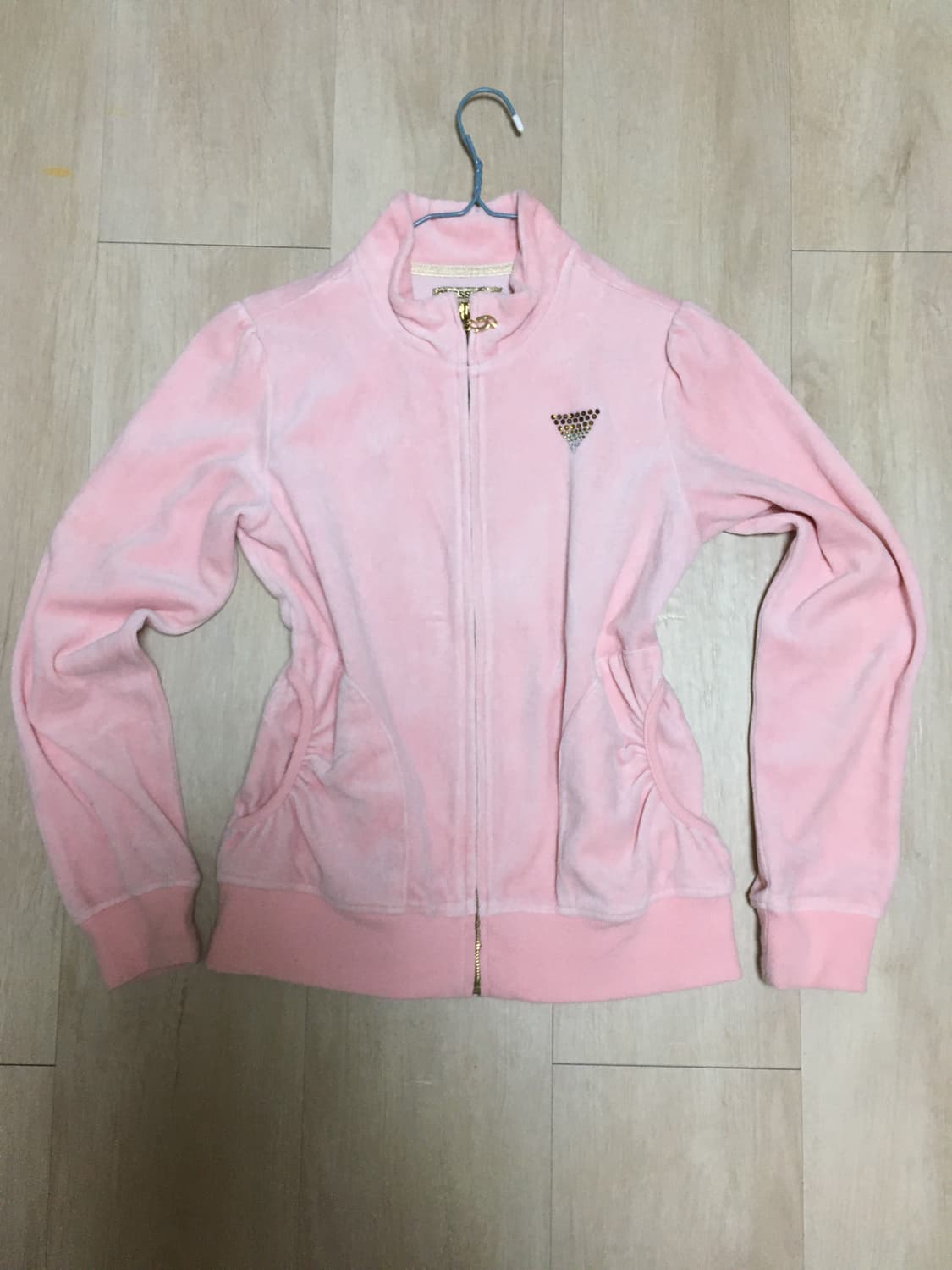 게스💗딸기우유 벨벳 집업🍓 상품이미지2