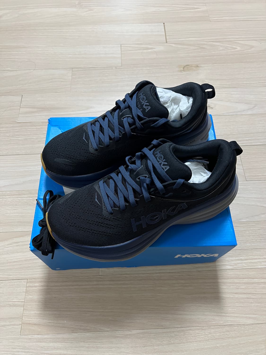 호카 / 본디 8 (새상품) / 255 상품이미지2