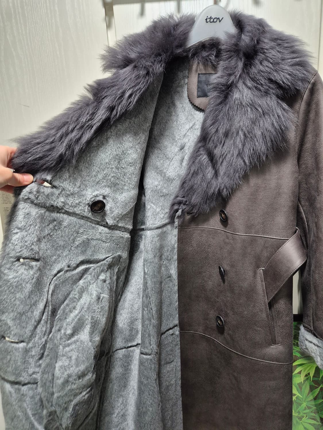 (새상품)itov 아이토브 무스탕 코트 여성 상품이미지8