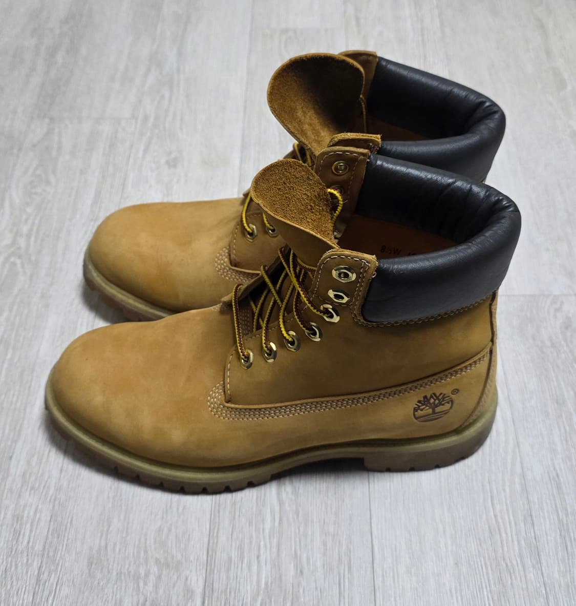 팀버랜드 6인치 워터프루프 프리미엄 누벅부츠(265~270) 상품이미지3