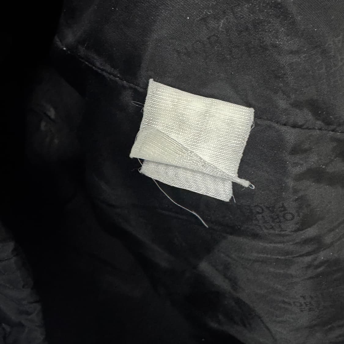 노스페이스 로고 경량 자켓 상품이미지4