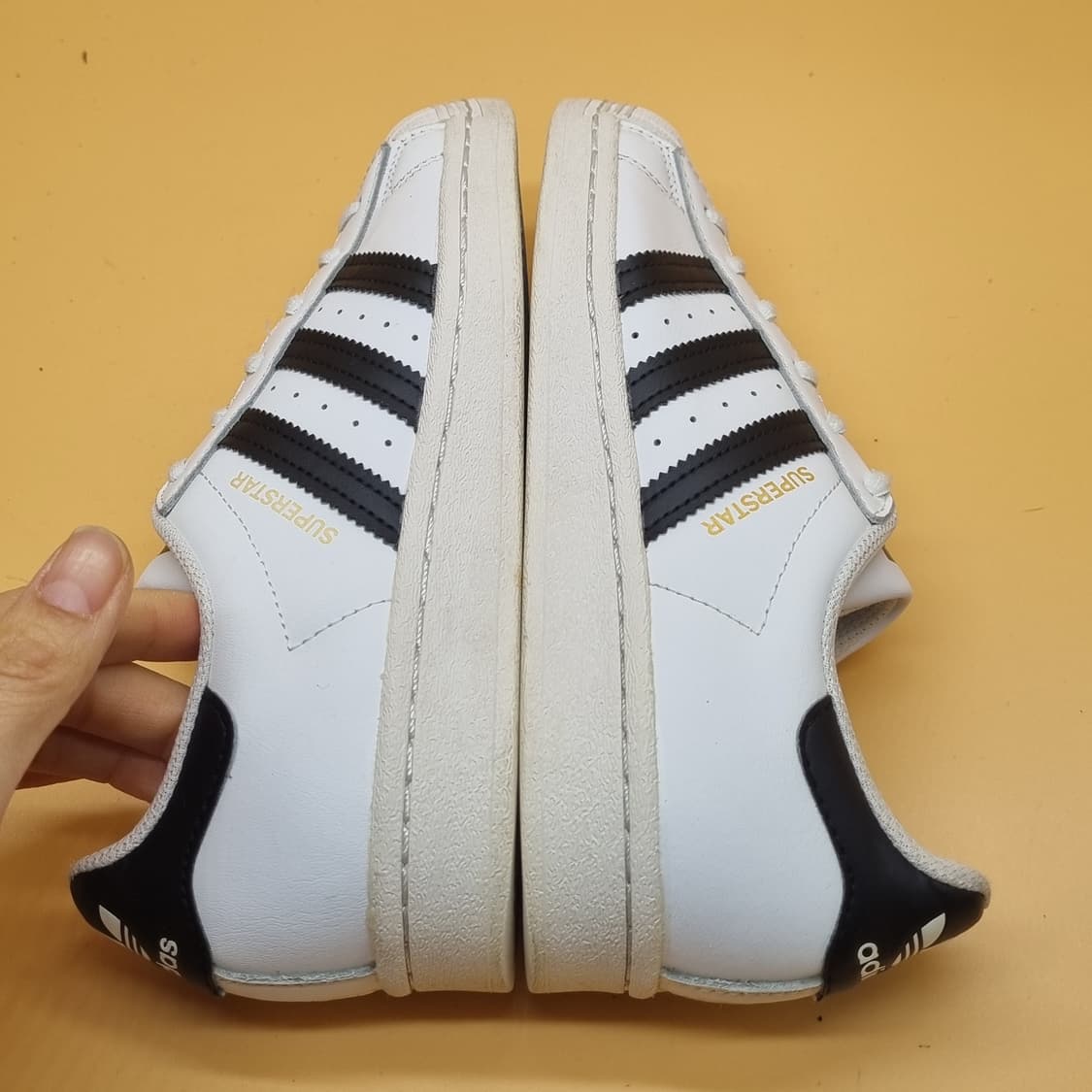 아디다스 슈퍼스타 흰검 스니커즈 220 상품이미지5