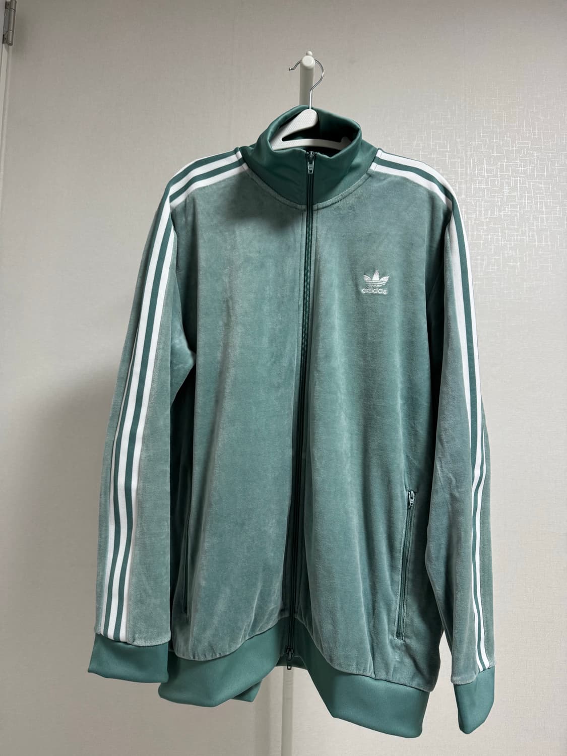 아디다스 민트 벨벳 져지 110 사이즈 상품이미지1