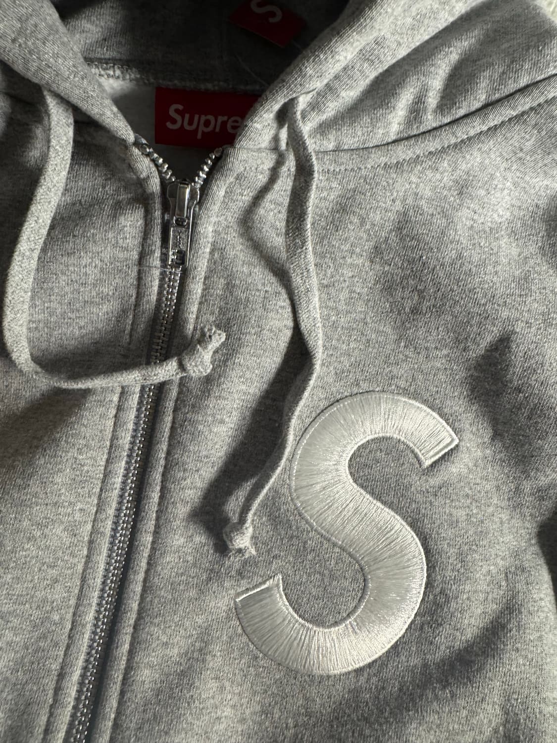 (새상품) 슈프림 S로고 후드집업 헤더 그레이 25fw 상품이미지3