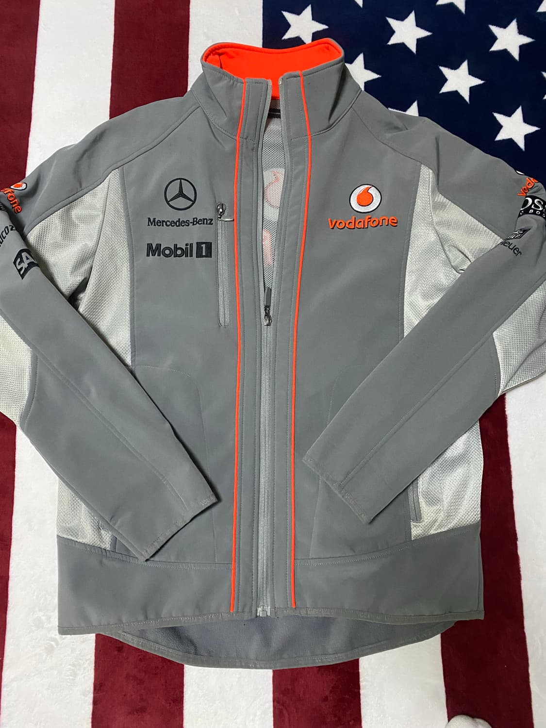 보다폰 맥라렌 벤츠 F1 팀자켓 상품이미지1
