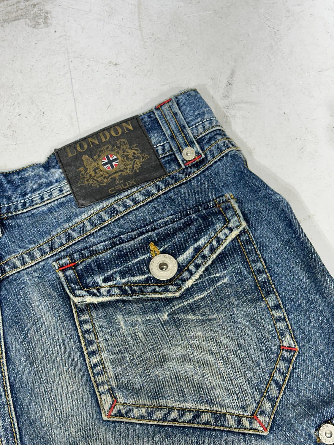 90s 빈티지 중청 포켓 디테일 데님 청 카고 버뮤다 와이드 반바지  상품이미지6