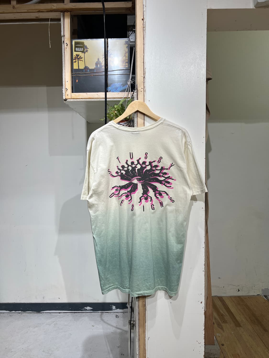 Stussy 스투시 빅로고 그라데이션 반팔 티셔츠 상품이미지1