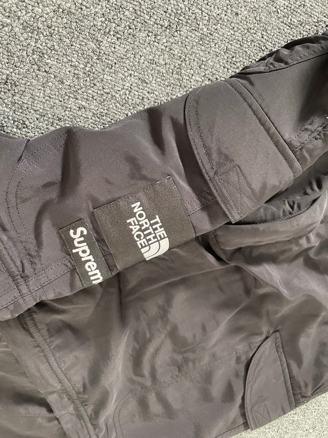 슈프림 x 노스페이스 트레킹 팬츠 상품이미지5