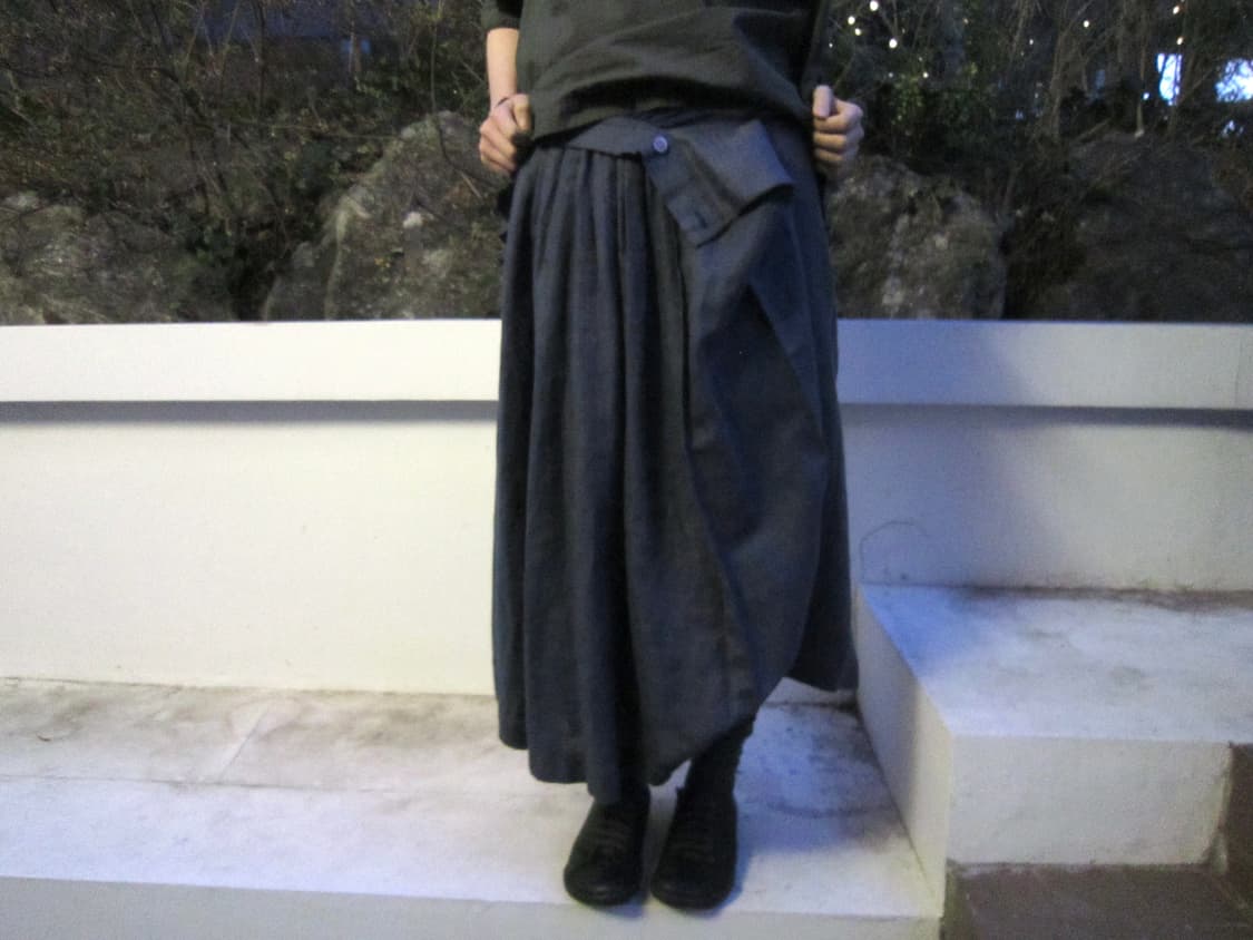 빈티지 코튼 롱 스커트 더블 버튼 턱 플리츠 디테일 네이비 상품이미지2