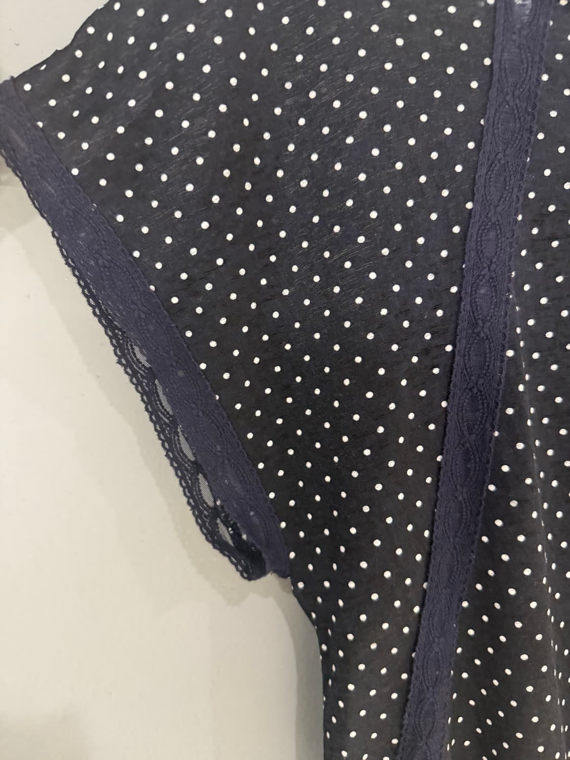 dot pattern lace detail ribbon top 상품이미지7