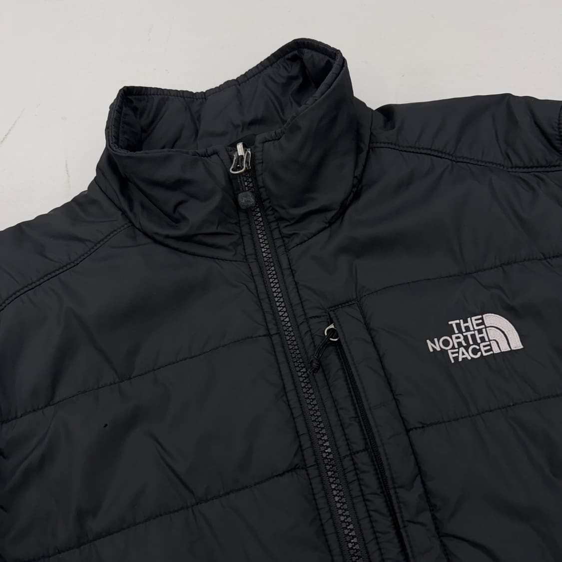 노스페이스 고프코어 프리마로프트 경량패딩 블랙 상품이미지3