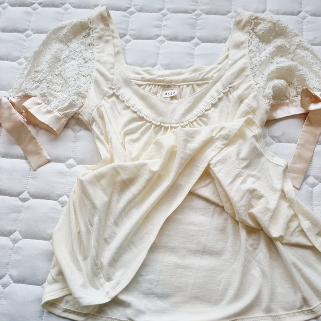 axes femme(악시즈 팜므) 리본 퍼프 레이스 블라우스 상품이미지3