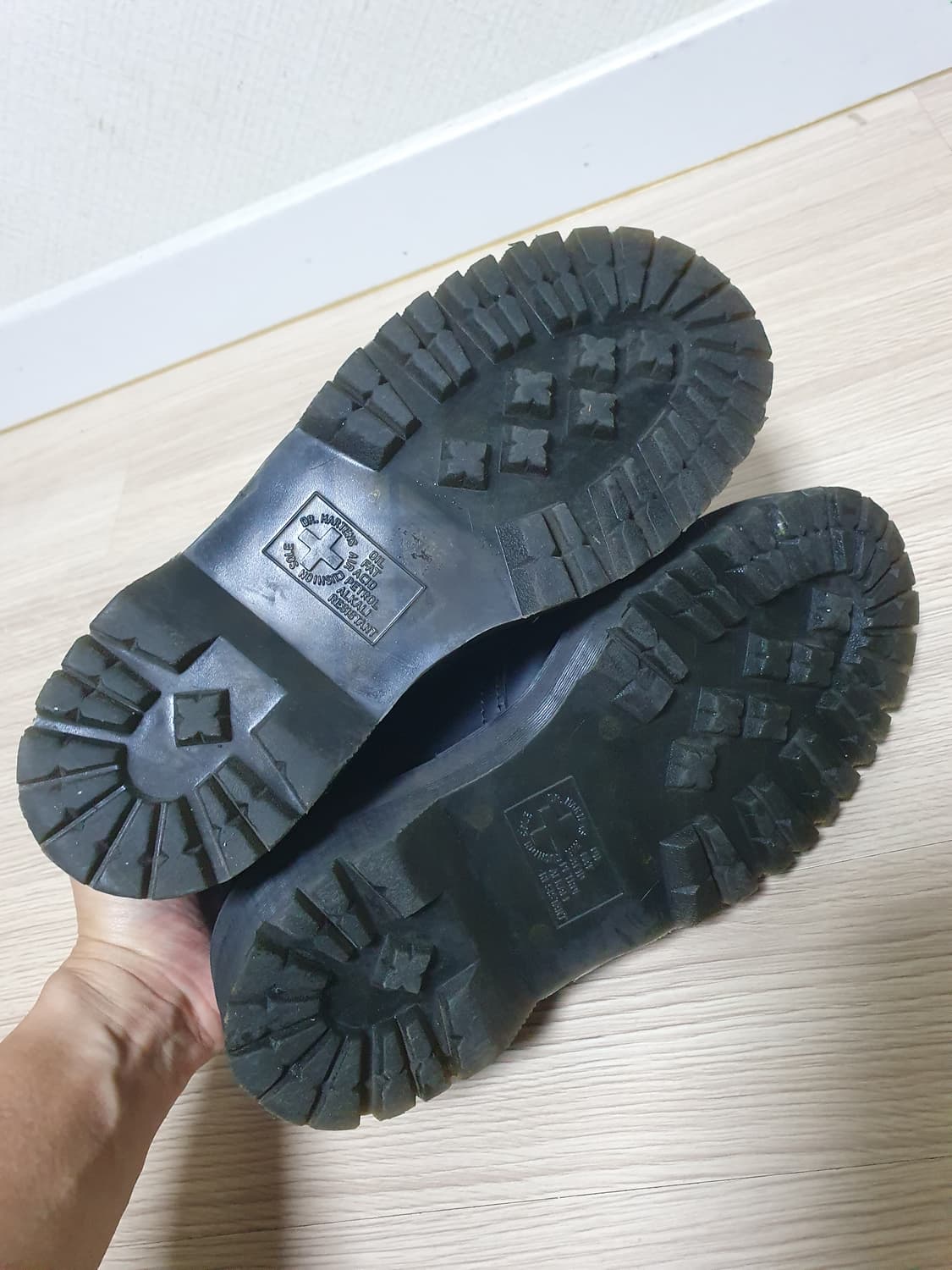 닥터마틴 1461 쿼드 블랙 250 상품이미지7