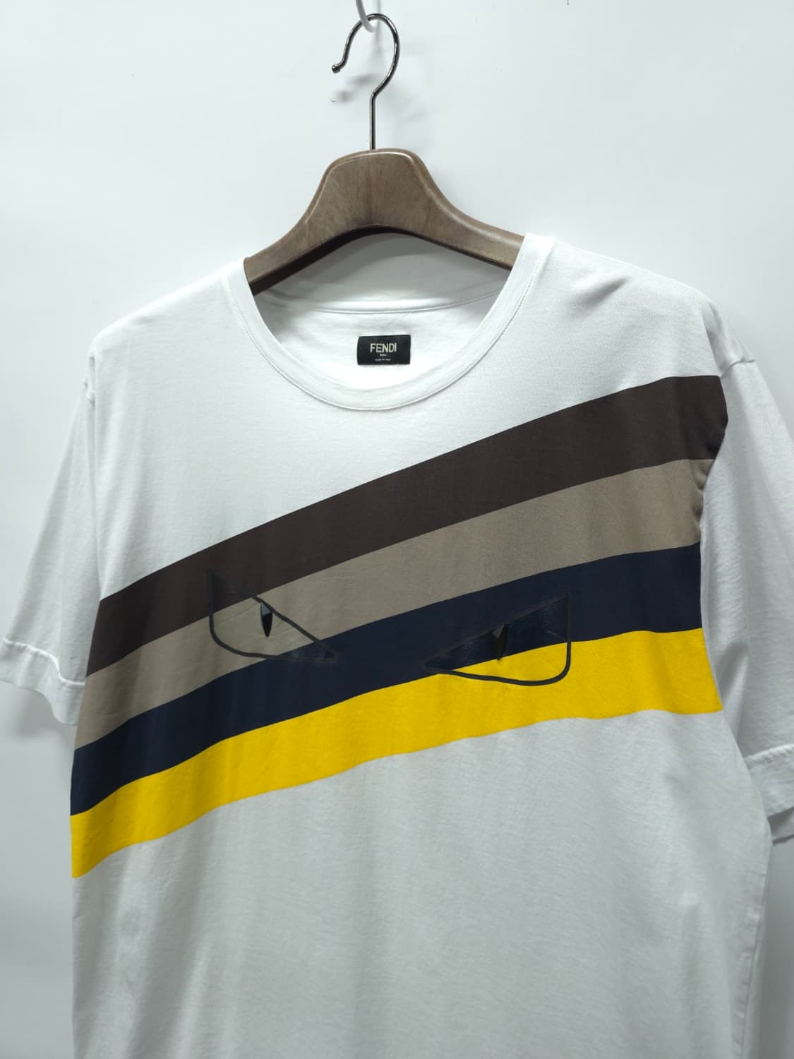 펜디 백 버그 아이즈 멀티 스트라이프 라운드 반팔 티셔츠 (XL) 상품이미지3
