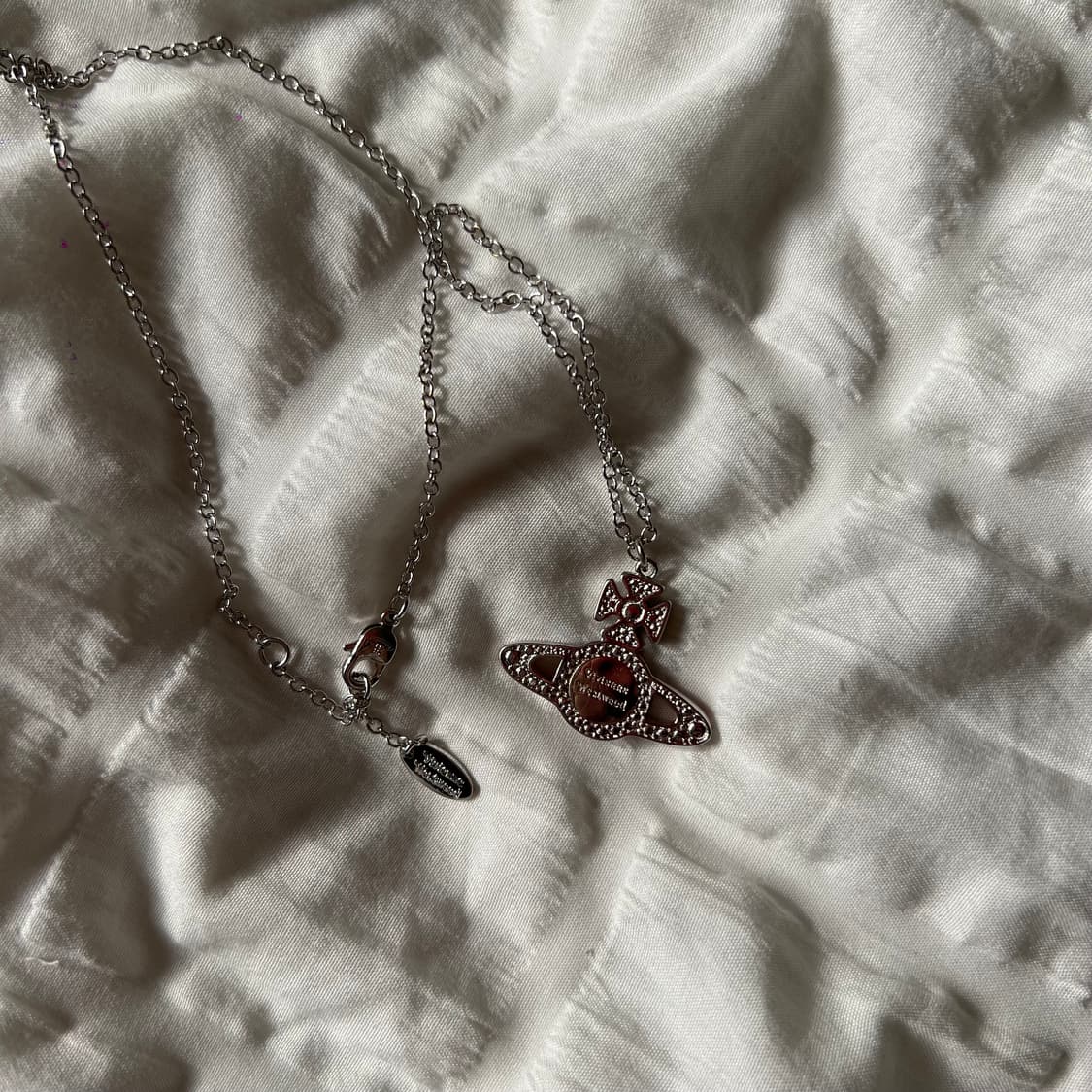 비비안웨스트우드 크리스털 장식 오브 펜던트 네크리스  상품이미지6