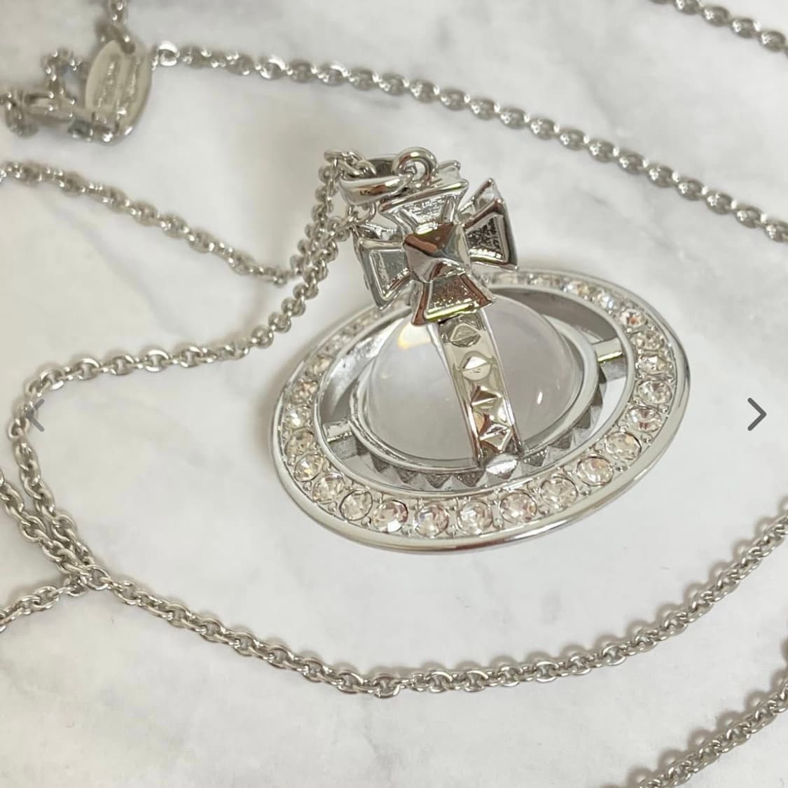 비비안 웨스트우드 아카이브 화이트 크리스탈 orb 팬던트 목걸이 상품이미지2