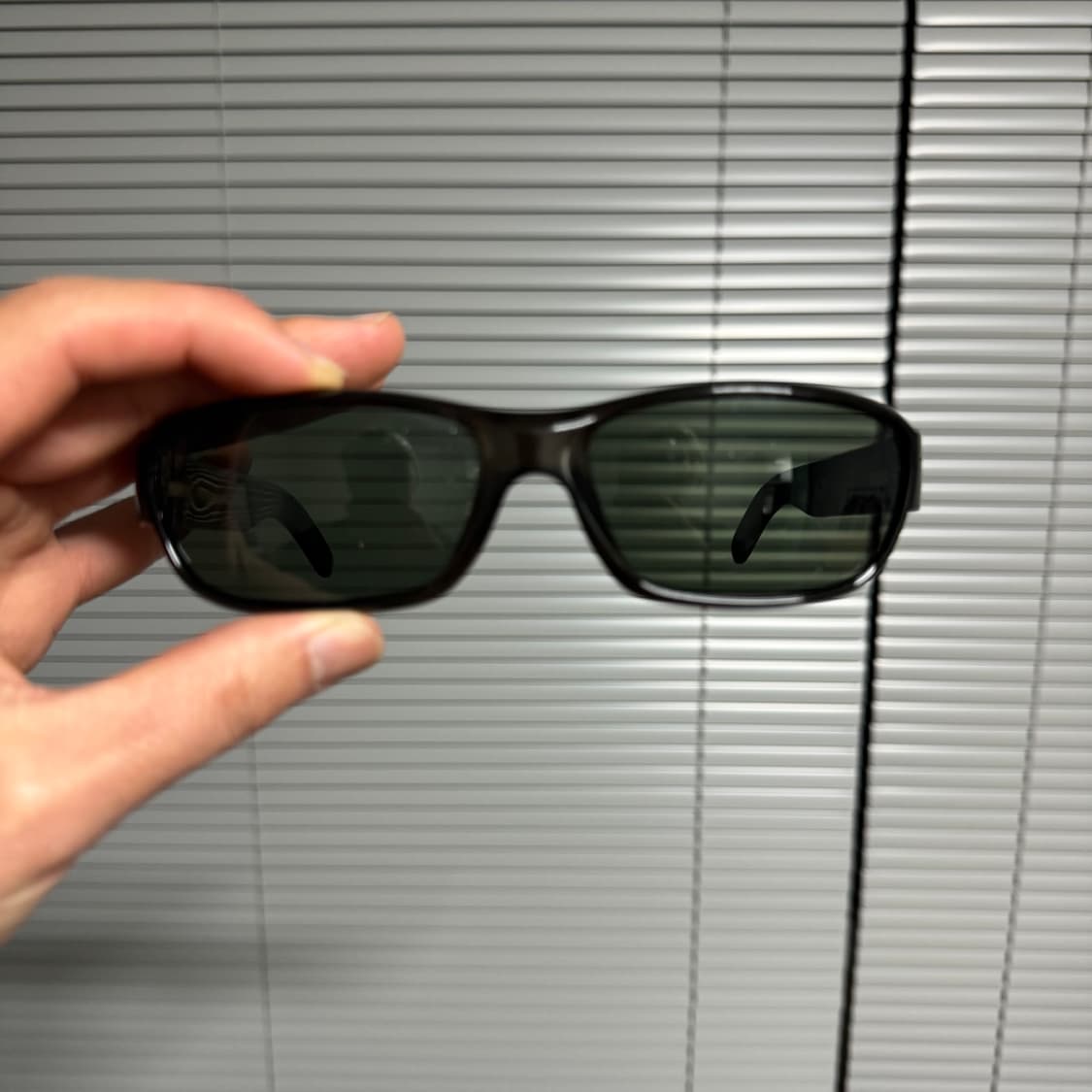 Gucci Black Sunglasses 상품이미지2