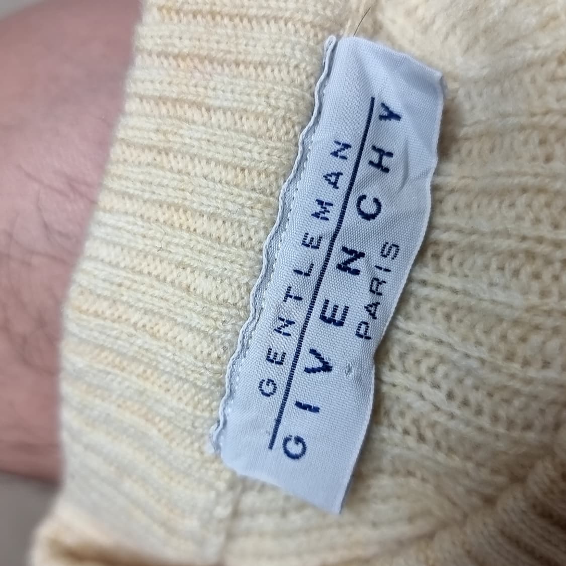 이태리제 지방시 아이보리 패턴 울 니트 스웨터(100-105) 상품이미지4