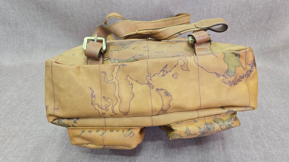 정품] 프리마클라쎄 알비에로 마르티니 세계지도 빈티지 백팩 상품이미지6