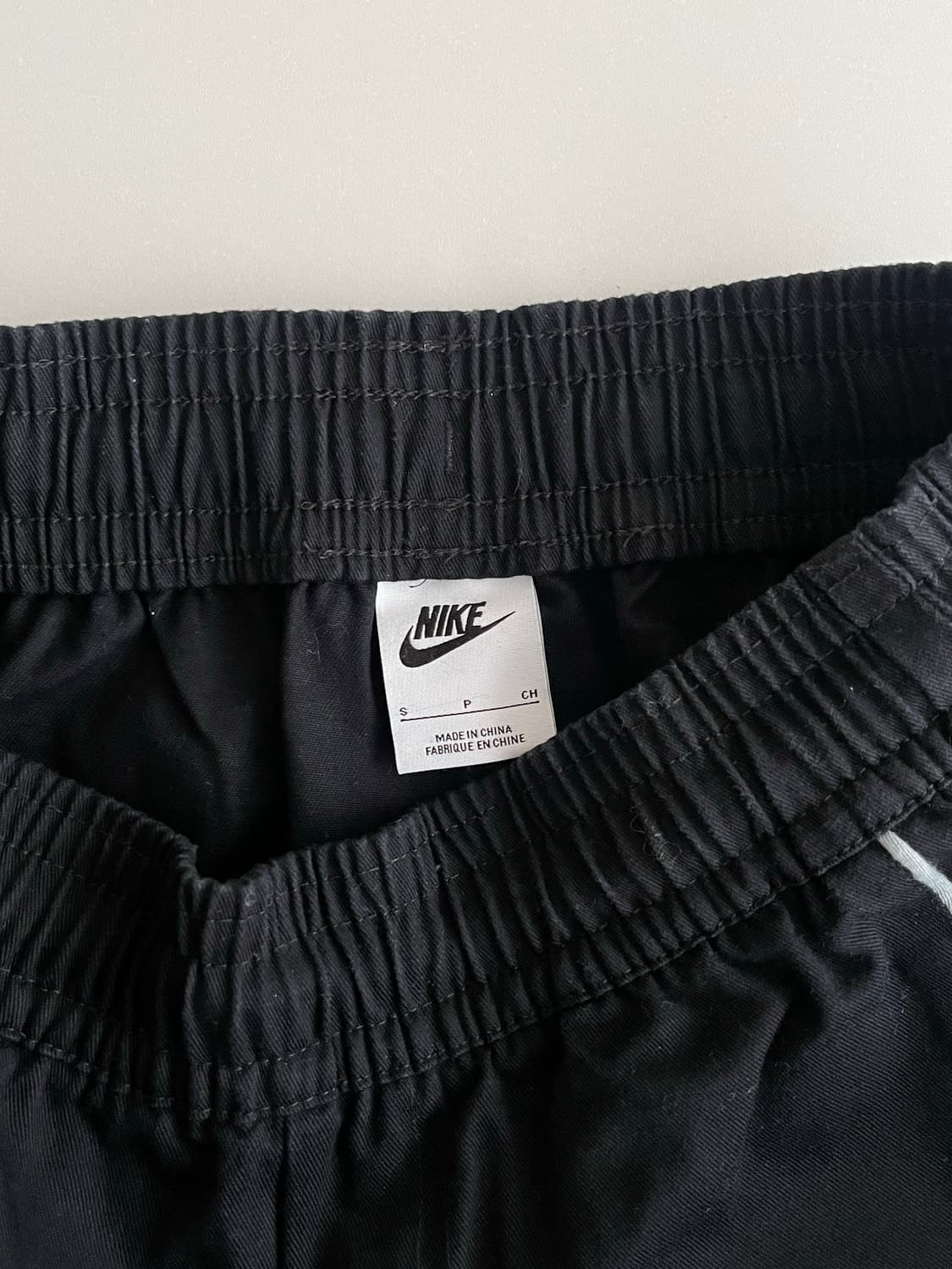 S) 나이키 여성 하이웨스트 우븐 팬츠 블랙 상품이미지5