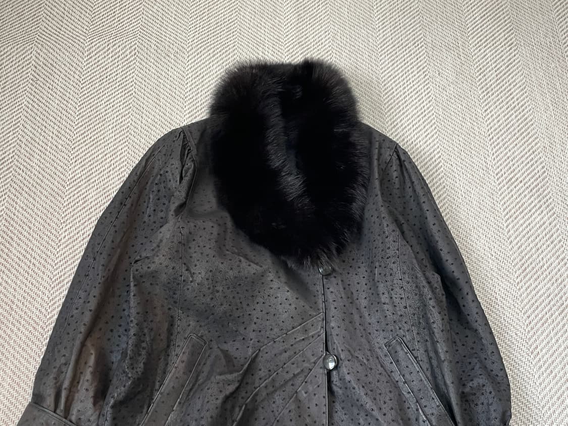 Georges 돈피 텍스처 위드 퍼카라 코트 J03352 상품이미지3