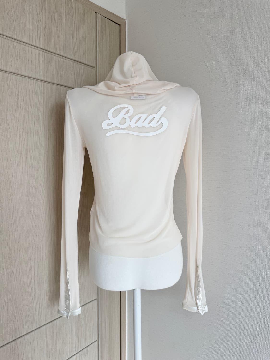 배드블러드) 브리즈 버튼 시스루 후드 가디건 상품이미지5