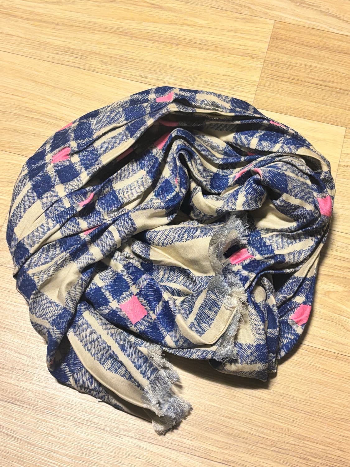 드리스반노튼 스카프  상품이미지4