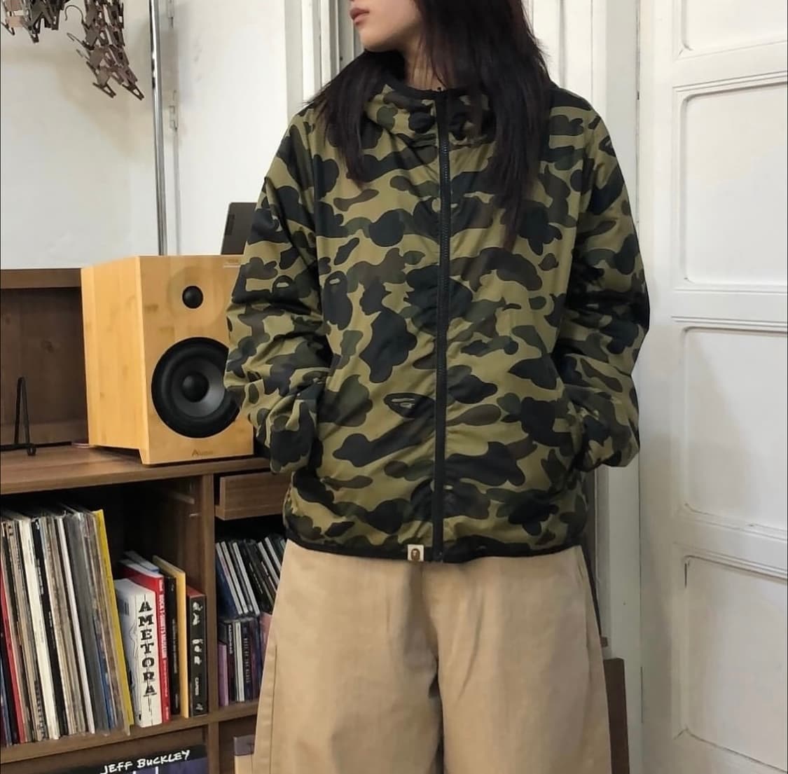 베이프 양면 경량 패딩 리버서블 상품이미지1