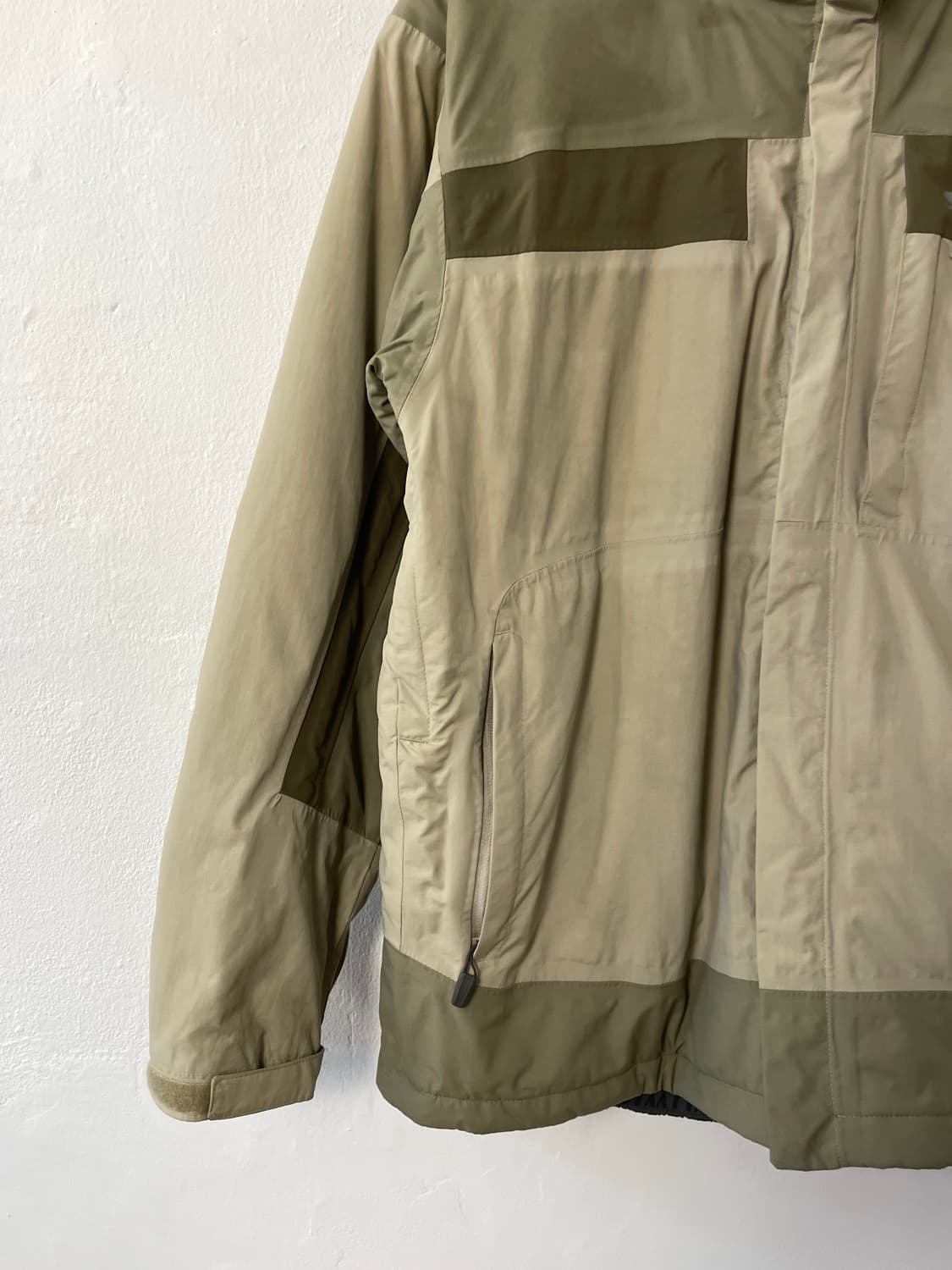 살로몬 윈드브레이커 자켓  상품이미지2