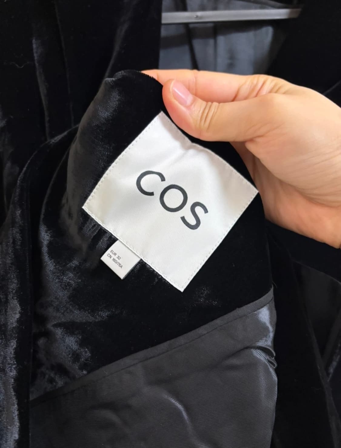 COS 코스 벨벳 블레이저 32 상품이미지3
