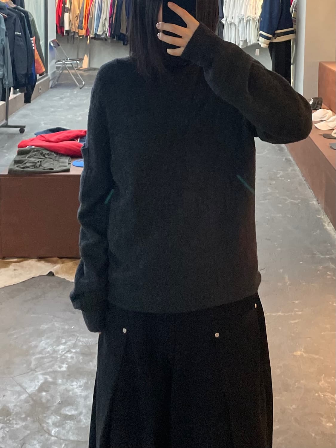 CP 컴퍼니 렌즈 딥 차콜 모 터틀넥 니트 H2325 상품이미지1