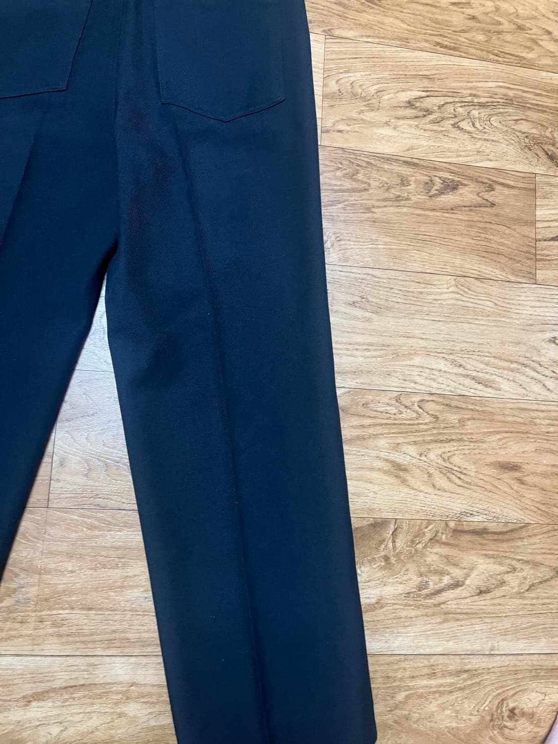 솔리드옴므 울슬랙스 새상품 팝니다. 상품이미지5