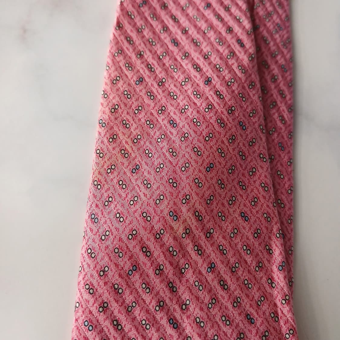 던힐 실크 핑크 자카드 패턴 넥타이 9.5cm B등급 A18807
 상품이미지5