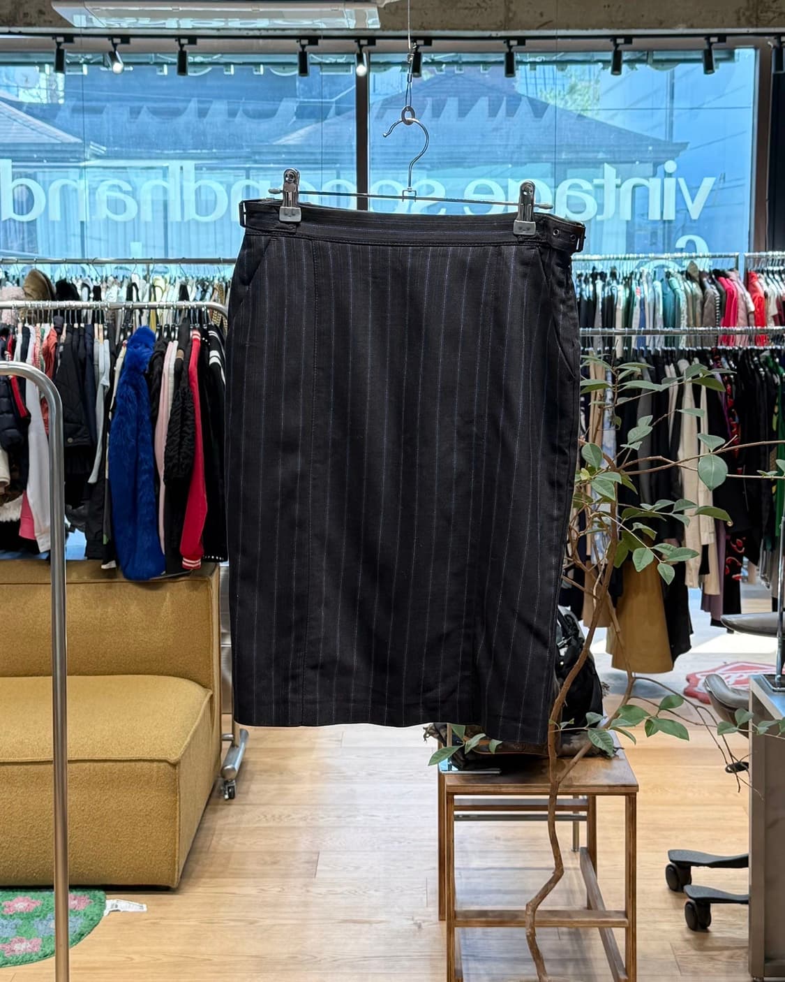 모스키노 진스 브라운 스트라이프 버클 미디스커트 상품이미지1