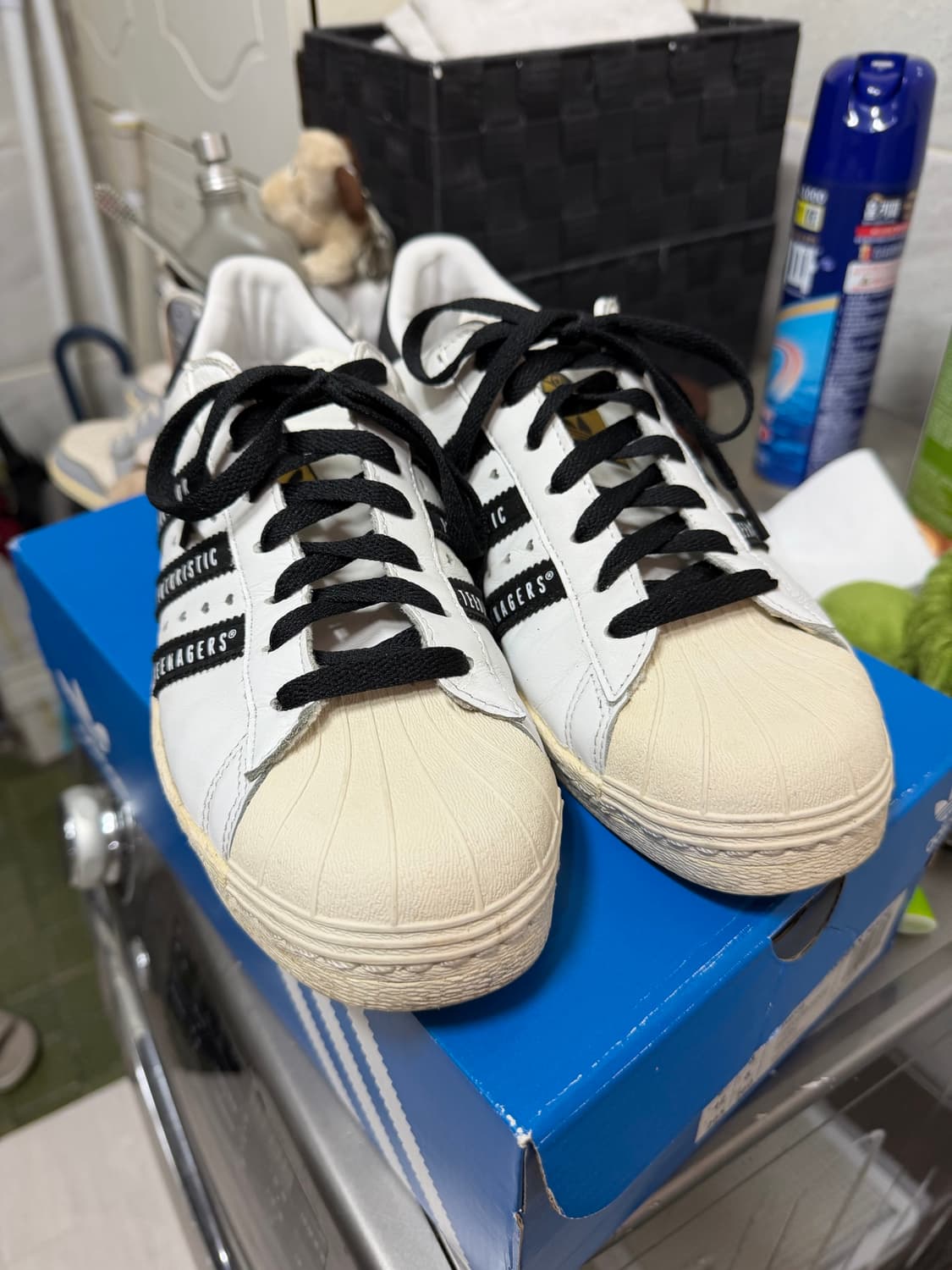 [265] 아디다스 휴먼메이드 슈퍼스타 화이트 상품이미지1