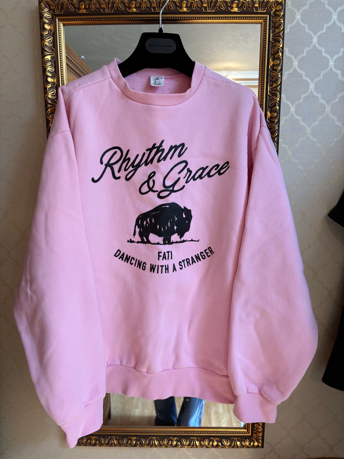 컬렉트 피시스 핑크 스웻 상품이미지2