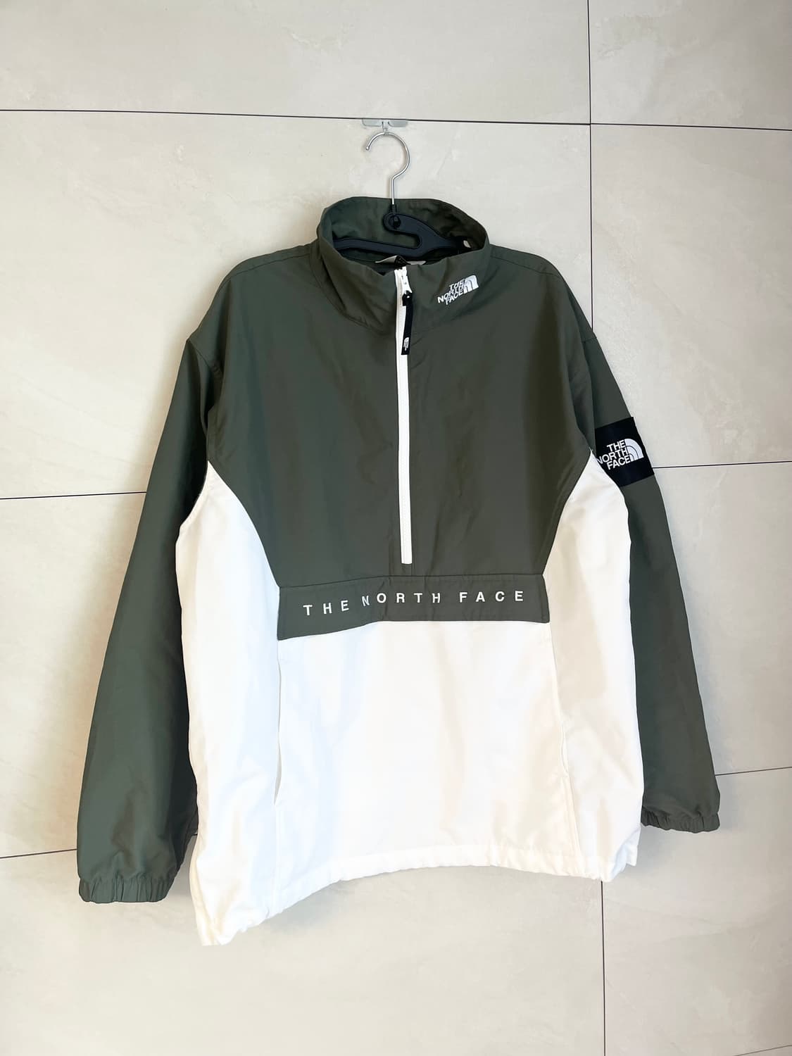 노스페이스 화이트라벨 아노락 바람막이 (L size) 상품이미지2