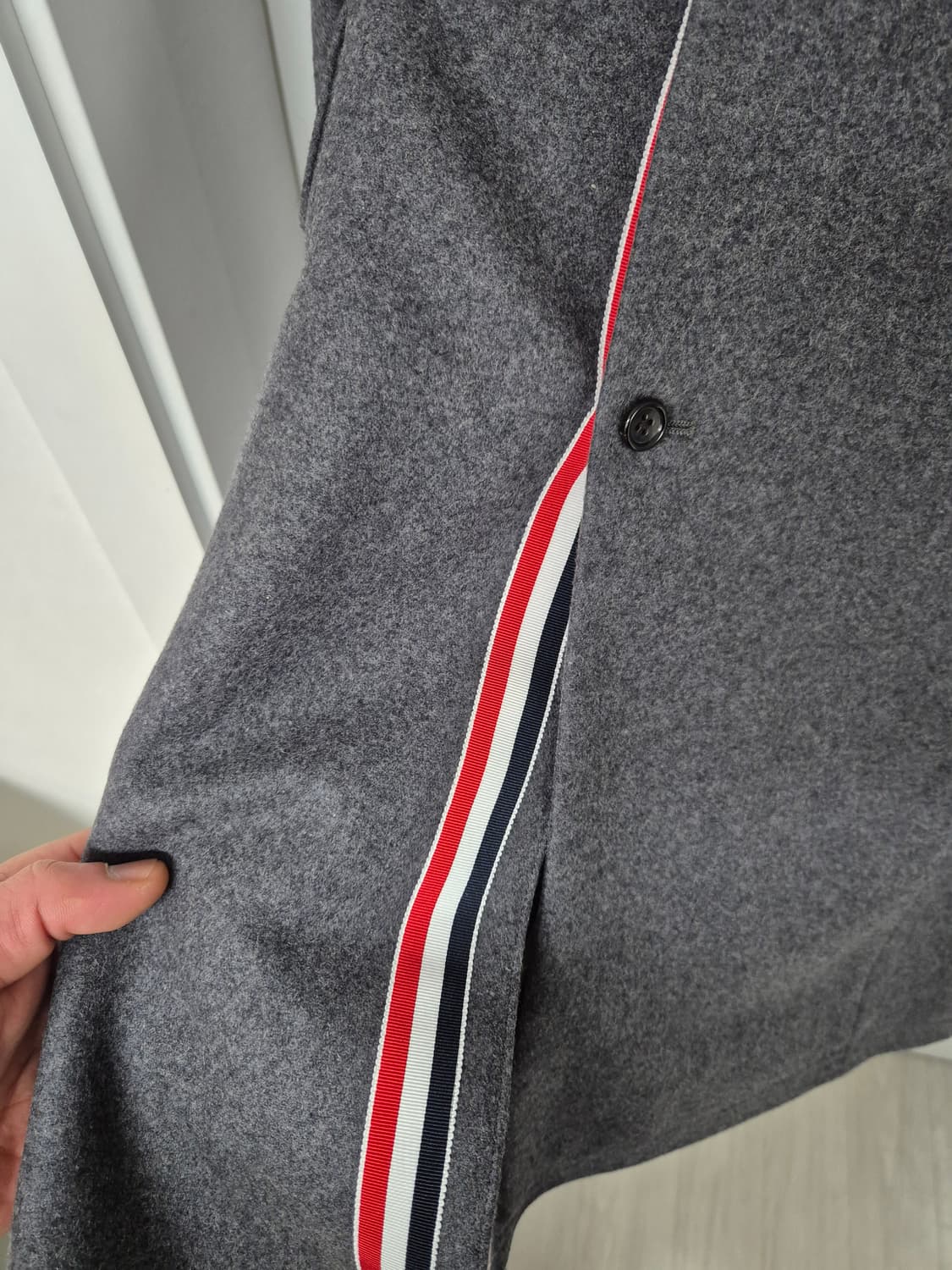 톰브라운/ 울 싱글 코트/2 상품이미지3