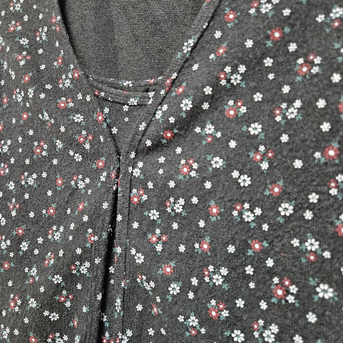 F 폴리수엠 플라워 패턴 가디건 상품이미지3