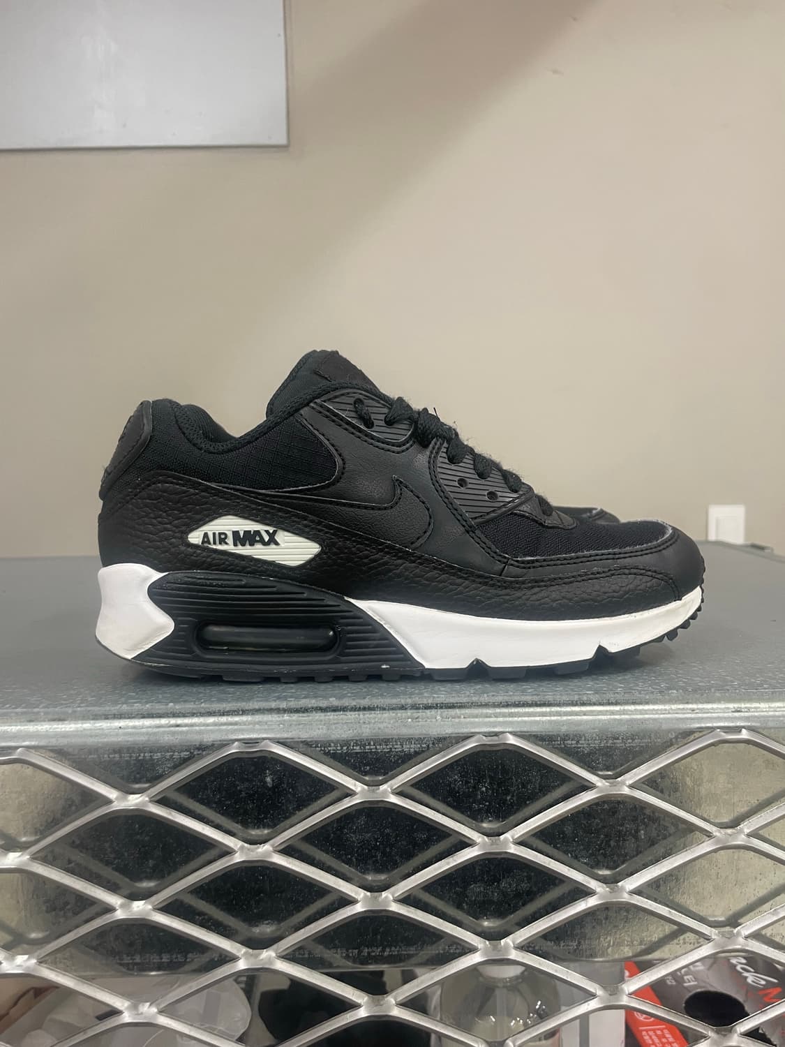 나이키 에어맥스 90 LTR 블랙 화이트 230 상품이미지4