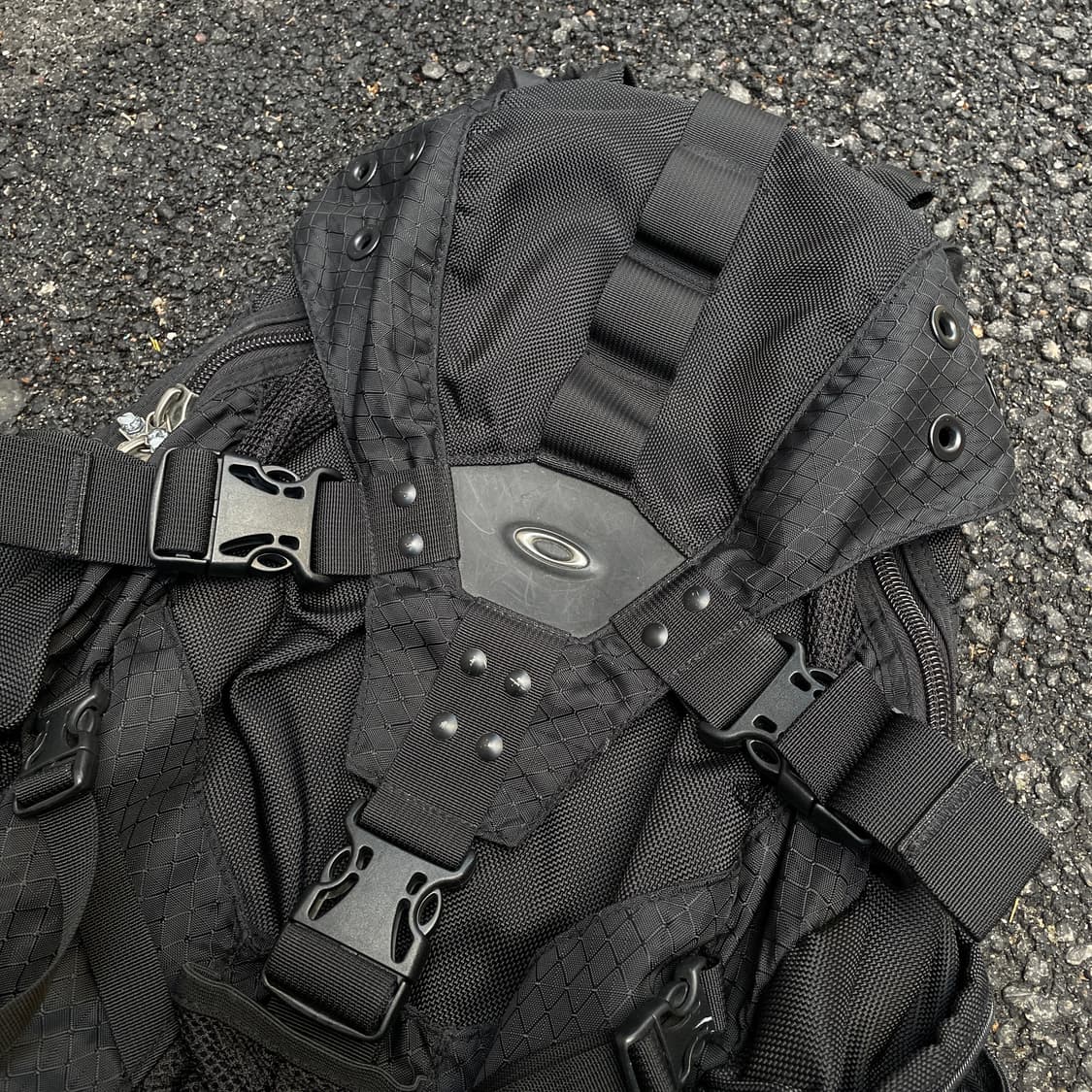 오클리 아이콘 테크니컬 백팩 가방 상품이미지3