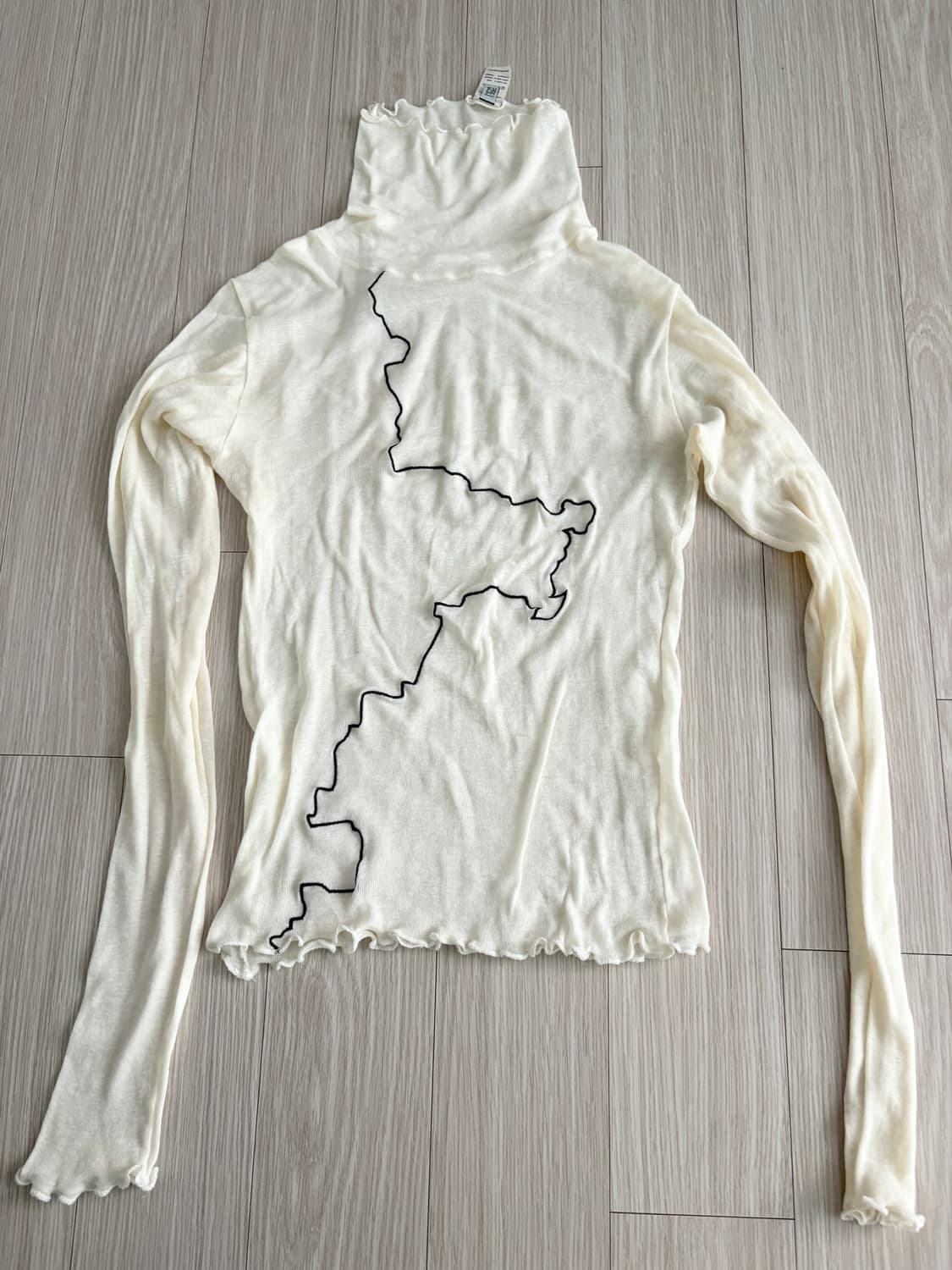 베이스레인지 gerrymandered turtleneck  상품이미지4