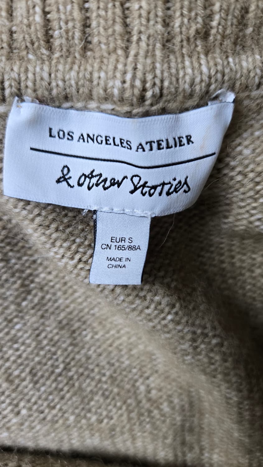 앤아더스토리즈 오프숄더니트/럭키마르쉐 스커트새상품 상품이미지6