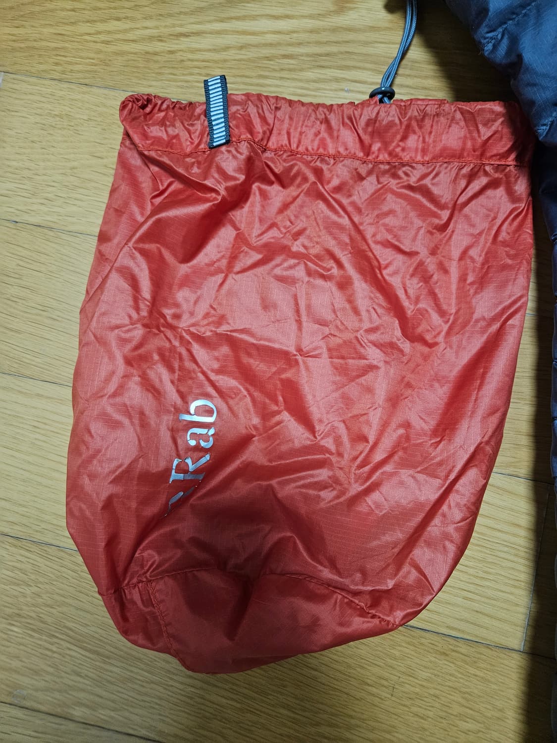 Rab 마이크로 알파인 경량패딩 그래핀 M 상품이미지5