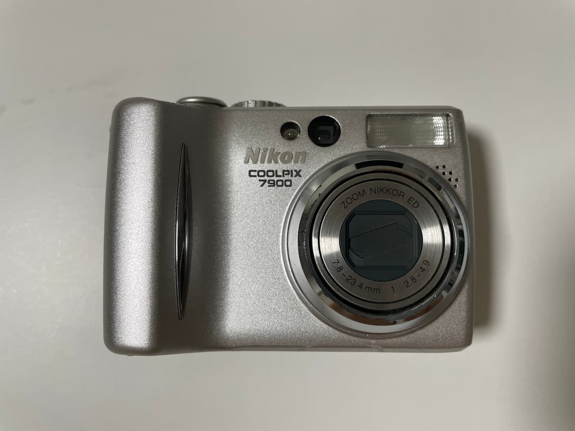 니콘 쿨픽스 7900 상품이미지1