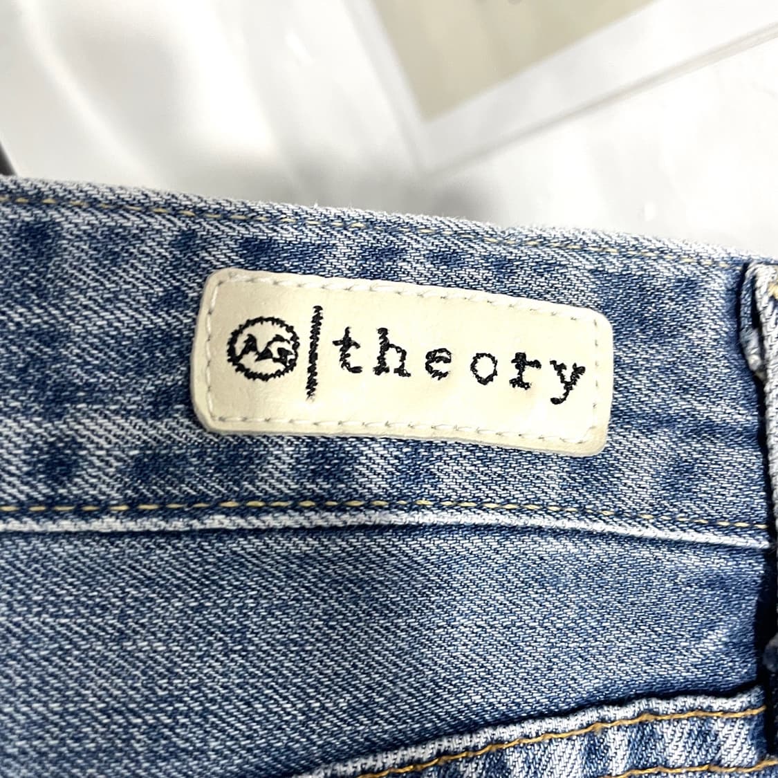 띠어리 데미지 워싱 데님팬츠 상품이미지6